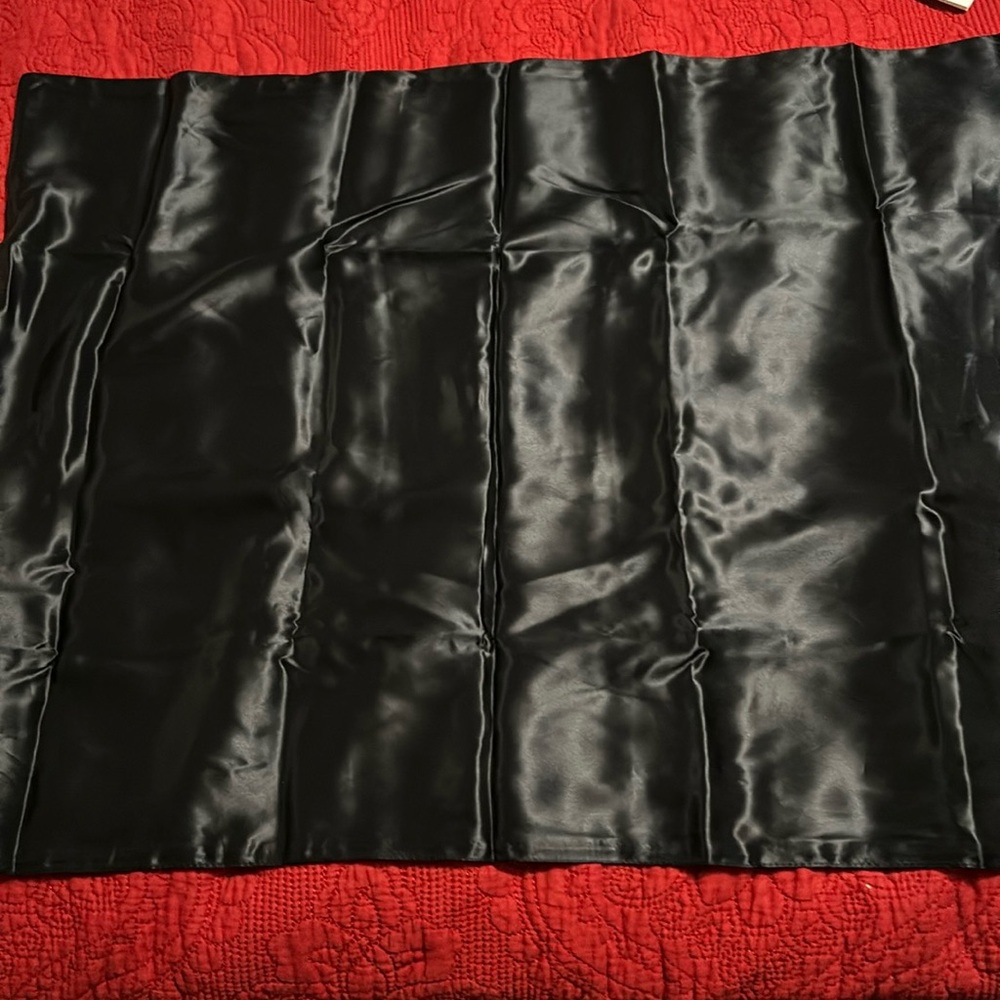Silk pillowcase